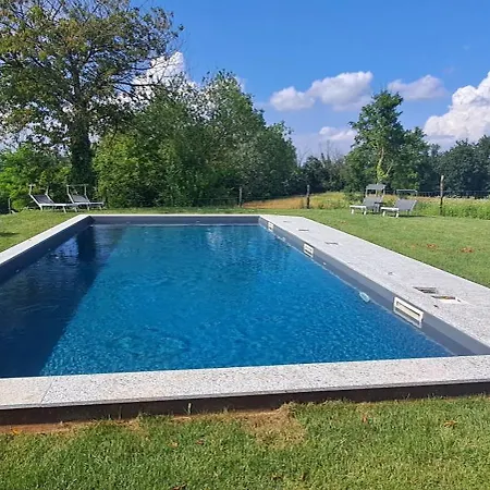 Cascina Rueral * Montafia